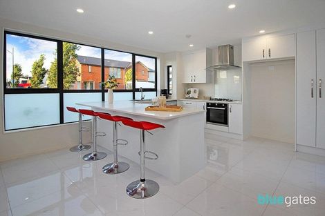 Photo of property in 1 Whekau Drive, Takanini, 2112