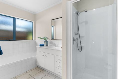 Photo of property in 4 Sunset Parade, Parua Bay, Whangarei, 0174