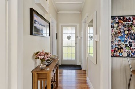 Photo of property in 4 Reeve Street, Levin, 5510