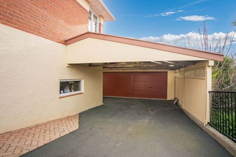 Photo of property in 122 Easther Crescent, Kew, Dunedin, 9012