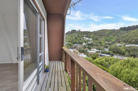 Photo of property in 45 Airlie Road, Plimmerton, Porirua, 5026