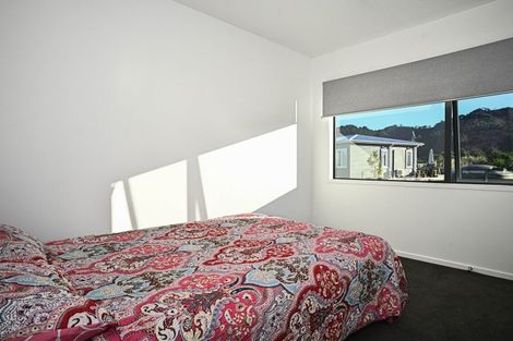 Photo of property in Blue Bay Road, Mahia, 4198