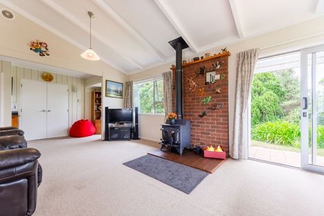 Photo of property in 49 Paetawa Road, Peka Peka, Waikanae, 5391