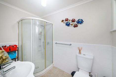 Photo of property in 564 Featherston Street, Roslyn, Palmerston North, 4414