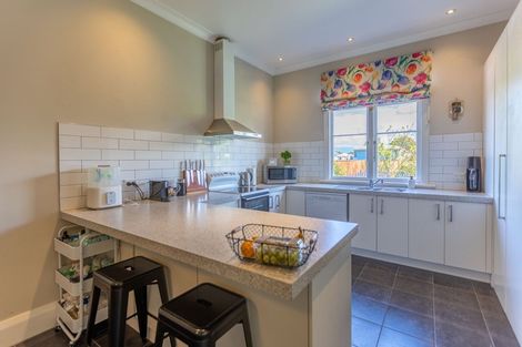 Photo of property in 13 Owen Street, Tikokino, Waipawa, 4273