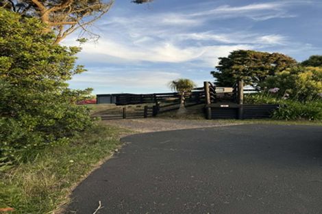 Photo of property in 133a3b The Strand, Wainuiomata, Lower Hutt, 5014