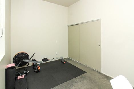 Photo of property in 12/2 Onslow Road, Khandallah, Wellington, 6035