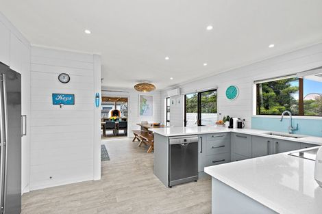 Photo of property in 59 Blue Bell Parade, Omaha, 0986