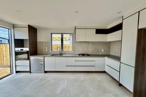 Photo of property in 34 John Gray Street, Papakura, 2110