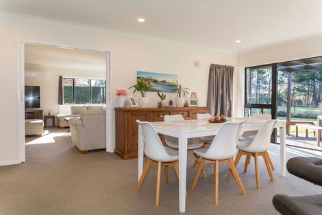 Photo of property in 97 Adelaide Road, Dannevirke, 4930