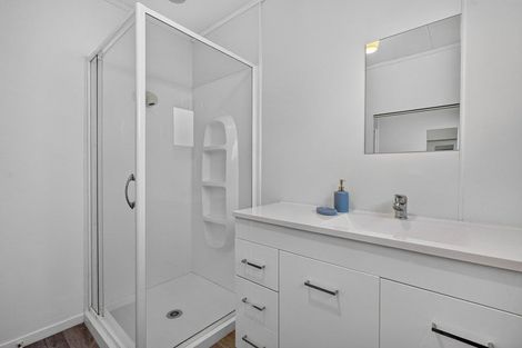 Photo of property in 1/30 Savoy Road, Glen Eden, Auckland, 0602