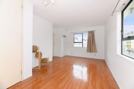 Photo of property in 70 Melrose Road, Mount Roskill, Auckland, 1041