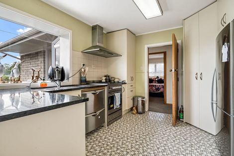 Photo of property in 30 Garden Heights Avenue, Glenview, Hamilton, 3206