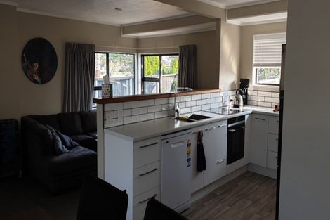 Photo of property in 8b Bedford Place, Mount Maunganui, 3116