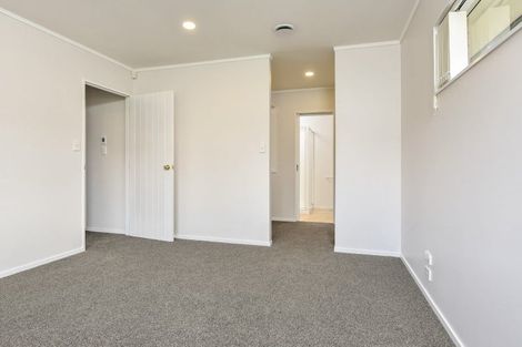 Photo of property in 45 Martin Jugum Lane, Ranui, Auckland, 0612