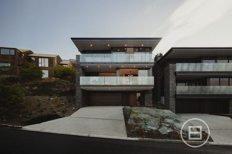 Photo of property in 7b Wakatipu Heights, Queenstown, 9300