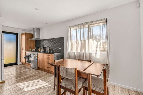 Photo of property in 4 Banks Street, Marfell, New Plymouth, 4310