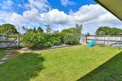 Photo of property in 28 Blackwood Drive, Wattle Downs, Auckland, 2103