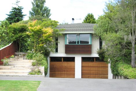 Photo of property in 31 Highfield Place, Avonhead, Christchurch, 8042