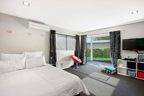 Photo of property in 12 Ocean View Road, Waihi Beach, 3611