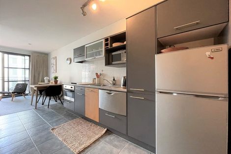 Photo of property in Atrium Towers, 5a/154 The Terrace, Wellington Central, Wellington, 6011