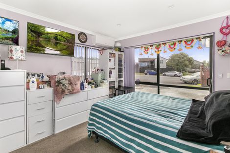 Photo of property in 9 Advocate Place, Randwick Park, Auckland, 2105