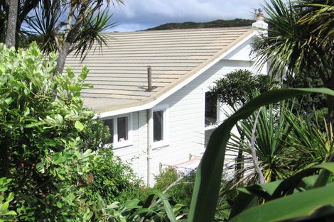 Photo of property in 46 Melbourne Road, Island Bay, Wellington, 6023