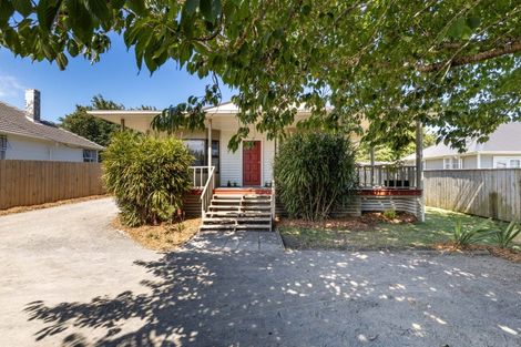 Photo of property in 5 Ihaia Street, Waitara, 4320