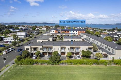 Photo of property in 5/15 Harbour View Road, Te Atatu Peninsula, Auckland, 0610