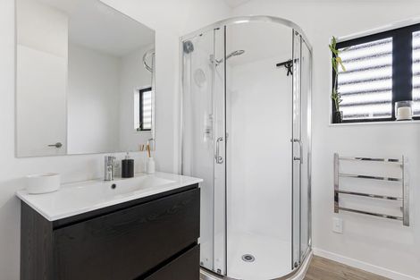 Photo of property in 8c Edgar Pearce Place, Howick, Auckland, 2014