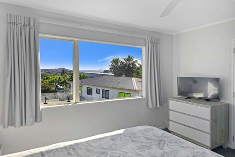 Photo of property in 18a Delshaw Avenue, Stanmore Bay, Whangaparaoa, 0932