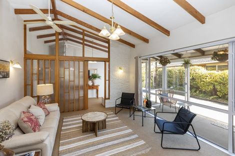 Photo of property in 55 Landsdowne Terrace, Cashmere, Christchurch, 8022