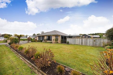 Photo of property in 6 Blennerville Close, Marton, 4710