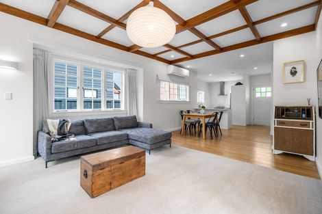 Photo of property in 36a Hall Street, Cambridge, 3434