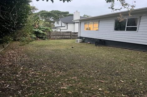 Photo of property in 2/30 Norwood Road, Bayswater, Auckland, 0622