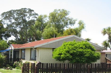 Photo of property in 17 Guernsey Street, Aranui, Christchurch, 8061
