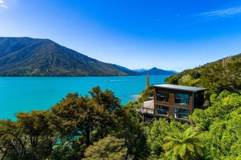 Photo of property in 712 Moetapu Bay Road, Moetapu Bay, Picton, 7282