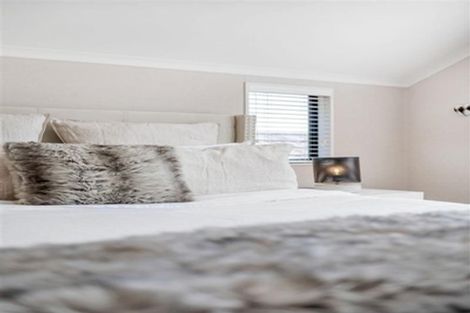 Photo of property in 14 Heidi Crescent, Flat Bush, Auckland, 2016