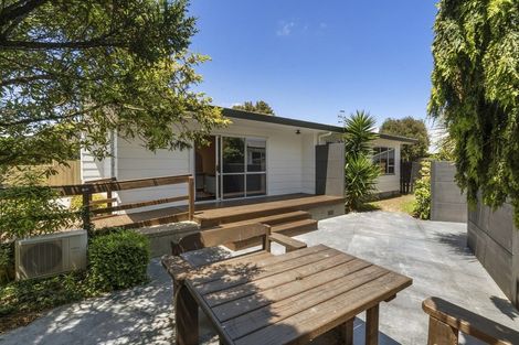Photo of property in 94 Benmore Avenue, Cloverlea, Palmerston North, 4412