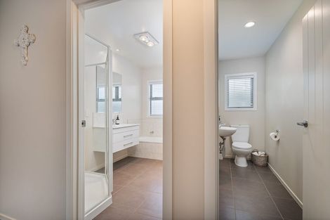 Photo of property in 86 Kupe Drive, Whitianga, 3510