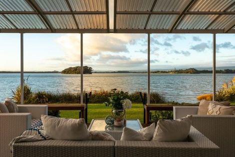 Photo of property in 204e Beach Road, Katikati, 3178