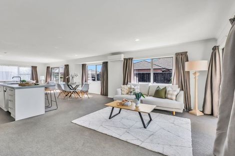 Photo of property in 28 Burford Way, Rolleston, 7615