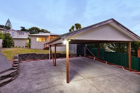 Photo of property in 2/8 Adriatic Avenue, Henderson, Auckland, 0612