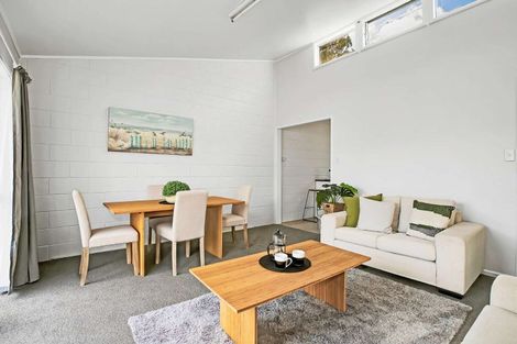 Photo of property in 2/33 Grassways Avenue, Pakuranga, Auckland, 2010