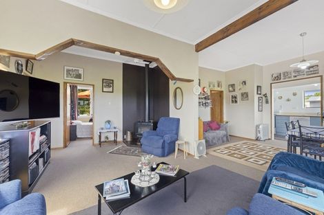 Photo of property in 1038 Mountain Road, Waiongana, Inglewood, 4389