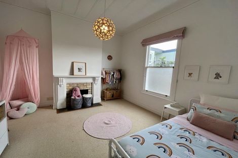 Photo of property in 69 Church Street, Devonport, Auckland, 0624