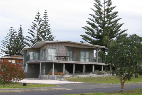 Photo of property in 8 Success Court, Omaha, 0986