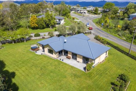 Photo of property in 124a Kawiu Road, Levin, 5510
