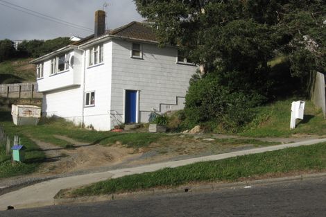 Photo of property in 46 Chaffey Crescent, Titahi Bay, Porirua, 5022