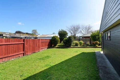 Photo of property in 20 Colonial Place, Kelvin Grove, Palmerston North, 4414